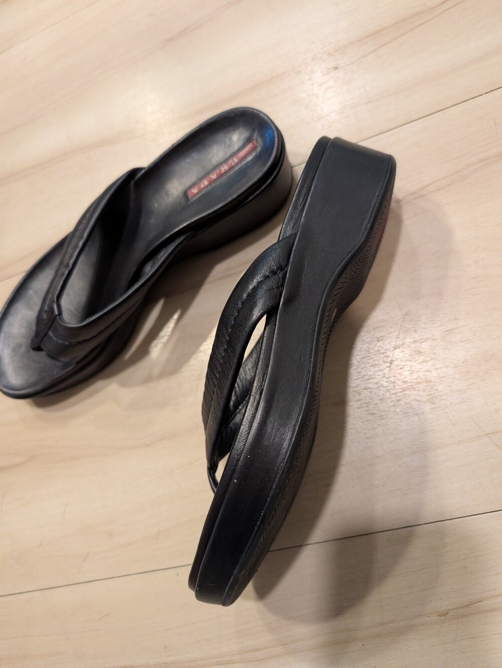Prada Y2K Vintage Black Leather Thong Wedge Boho Coastal Summer Sandals Size 7 - Picture 4 of 10